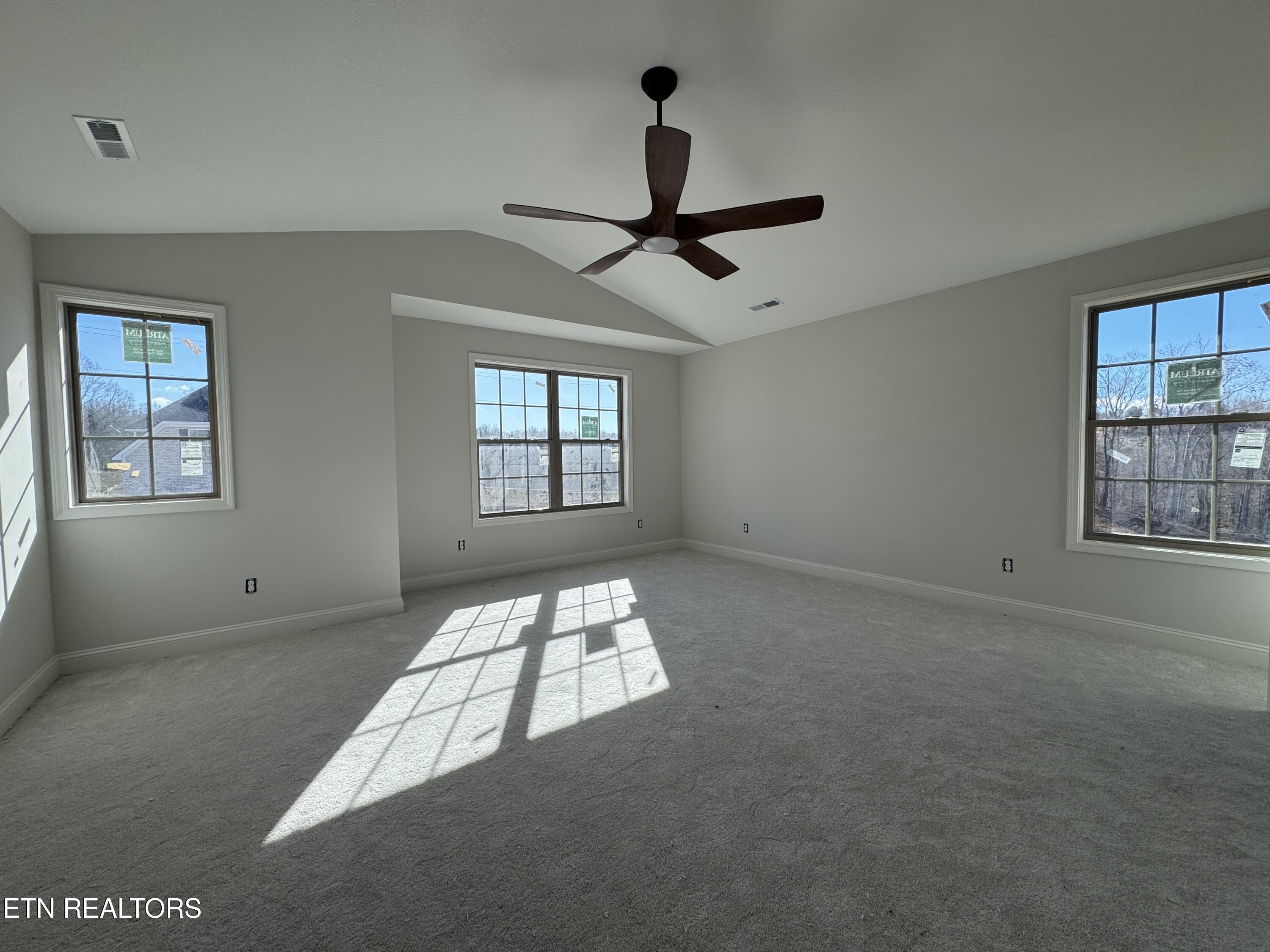 1891 Hickory Reserve Road Knoxville, TN 37932 - Photo 6 of 13 Primary Bedroom