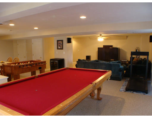 92 Mashapaug Road Sturbridge, MA 01566 - Photo 25 of 30