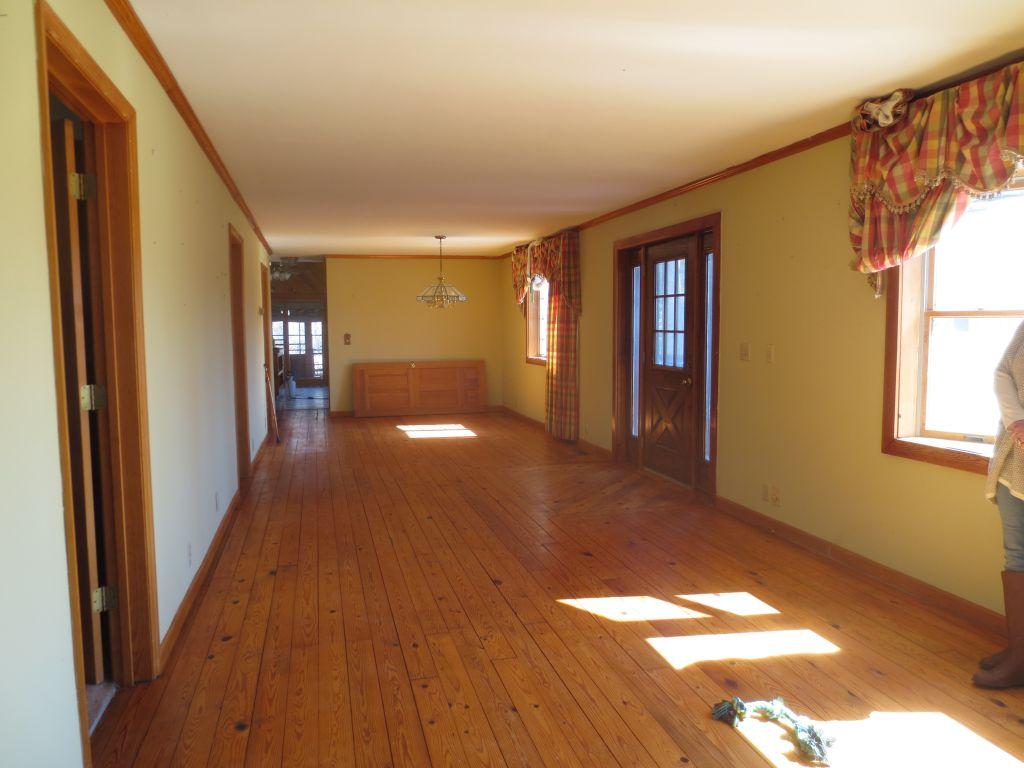 383 Green Meadow Road Sparta, TN 38583 - Photo 19 of 37 Living Room (3)