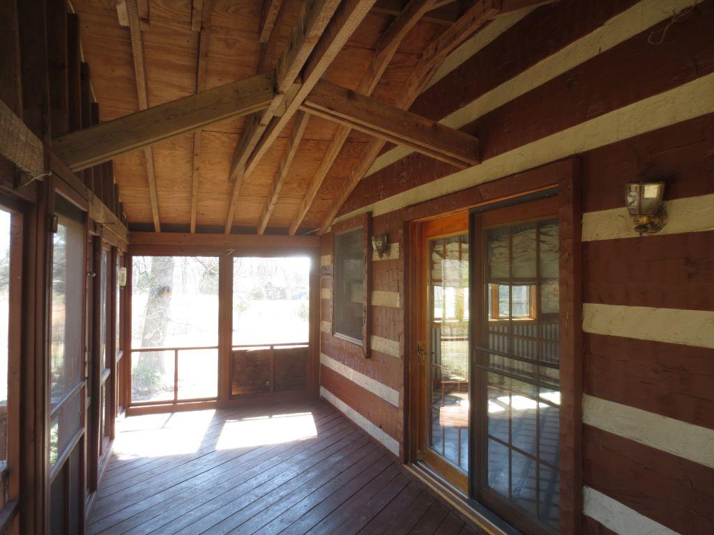 383 Green Meadow Road Sparta, TN 38583 - Photo 23 of 37 Porch