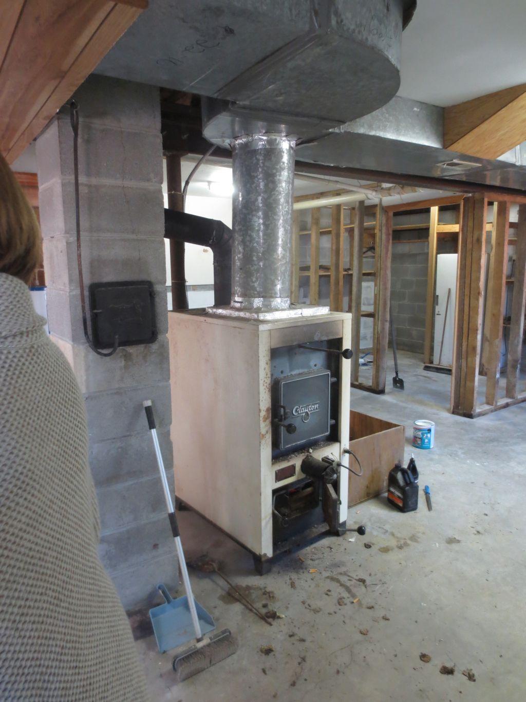 383 Green Meadow Road Sparta, TN 38583 - Photo 34 of 37 Wood burning furnace