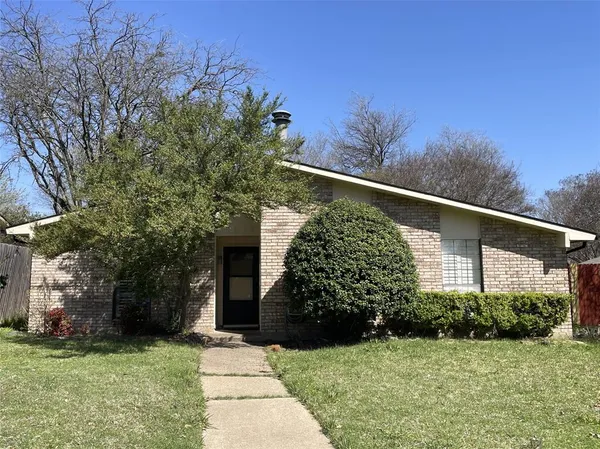 $330,000 | 1617 Shreveport Trail, Plano, TX 75023