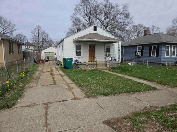 $89,900 | 740 East 6th Street, Mishawaka, IN 46544