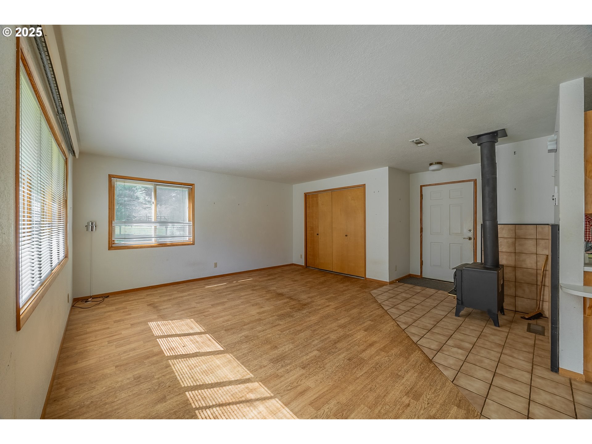 56017 Ferry Road Bandon, OR 97411 - Photo 13 of 48 Gallery Image 13