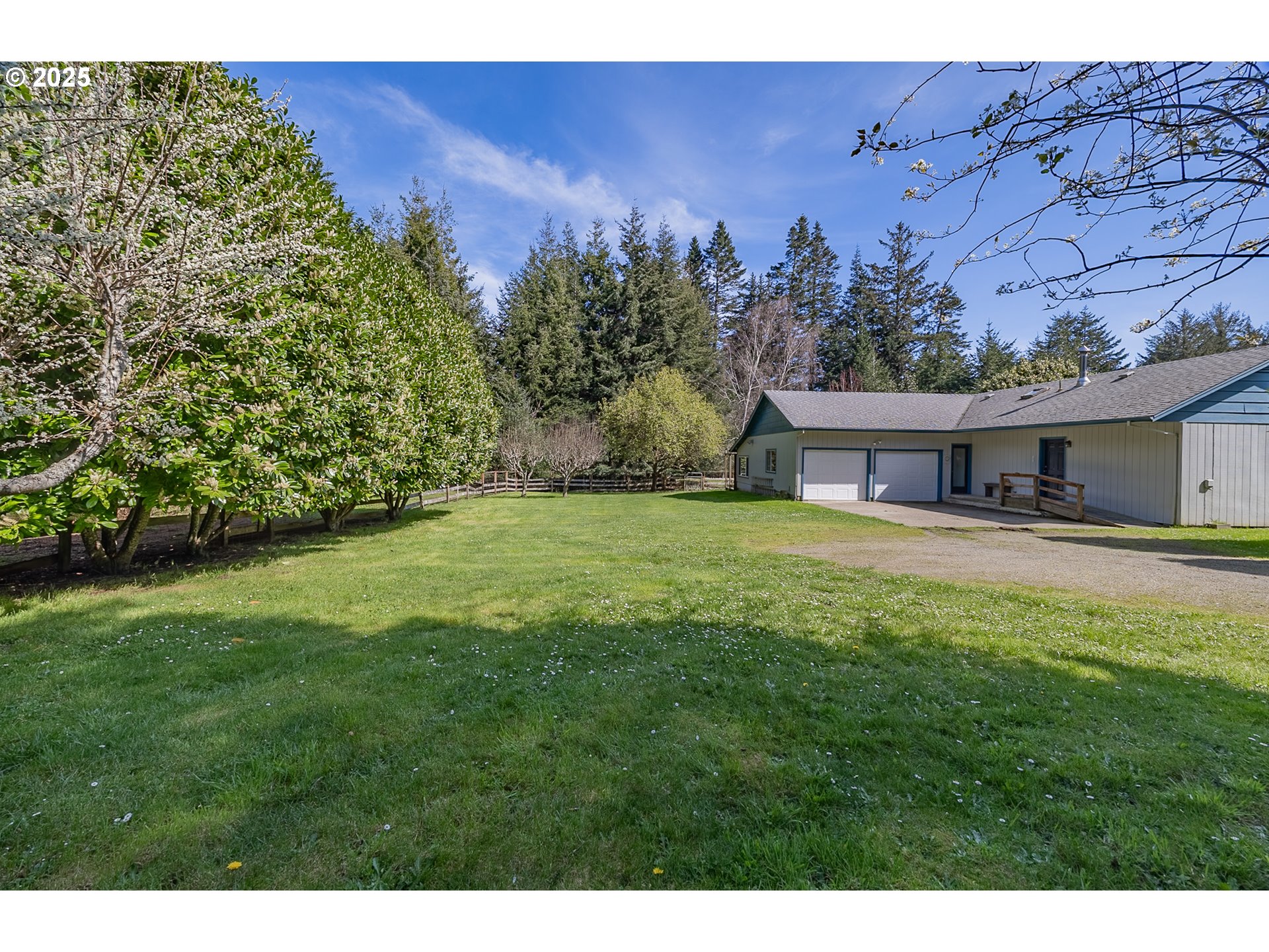 56017 Ferry Road Bandon, OR 97411 - Photo 2 of 48 Gallery Image 2