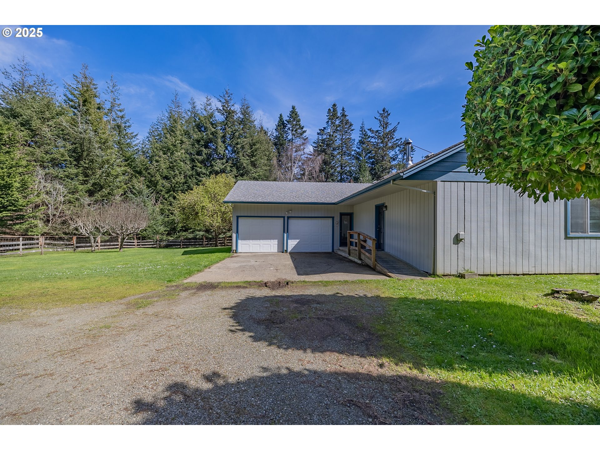 56017 Ferry Road Bandon, OR 97411 - Photo 3 of 48 Gallery Image 3