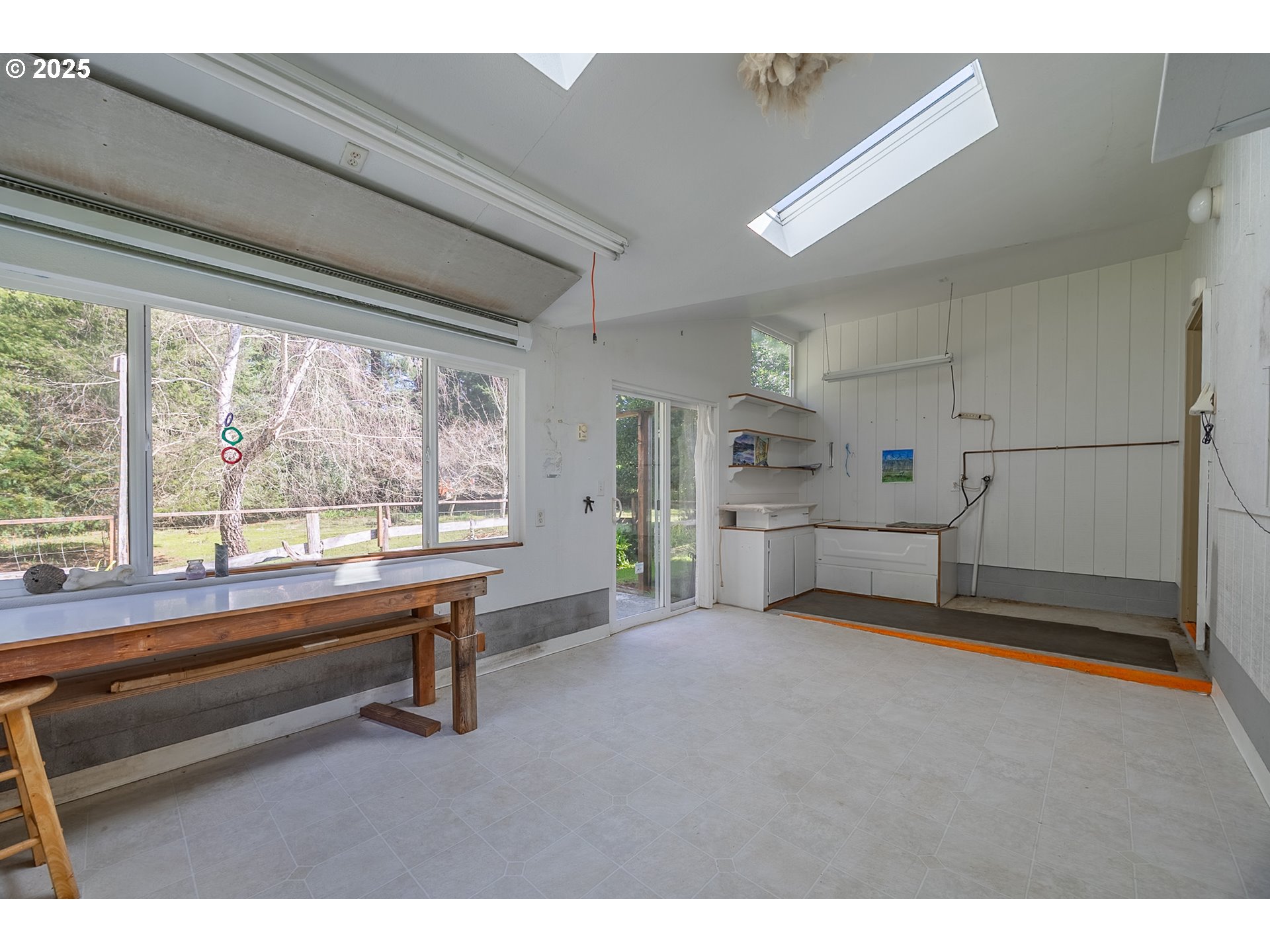 56017 Ferry Road Bandon, OR 97411 - Photo 37 of 48 Gallery Image 37