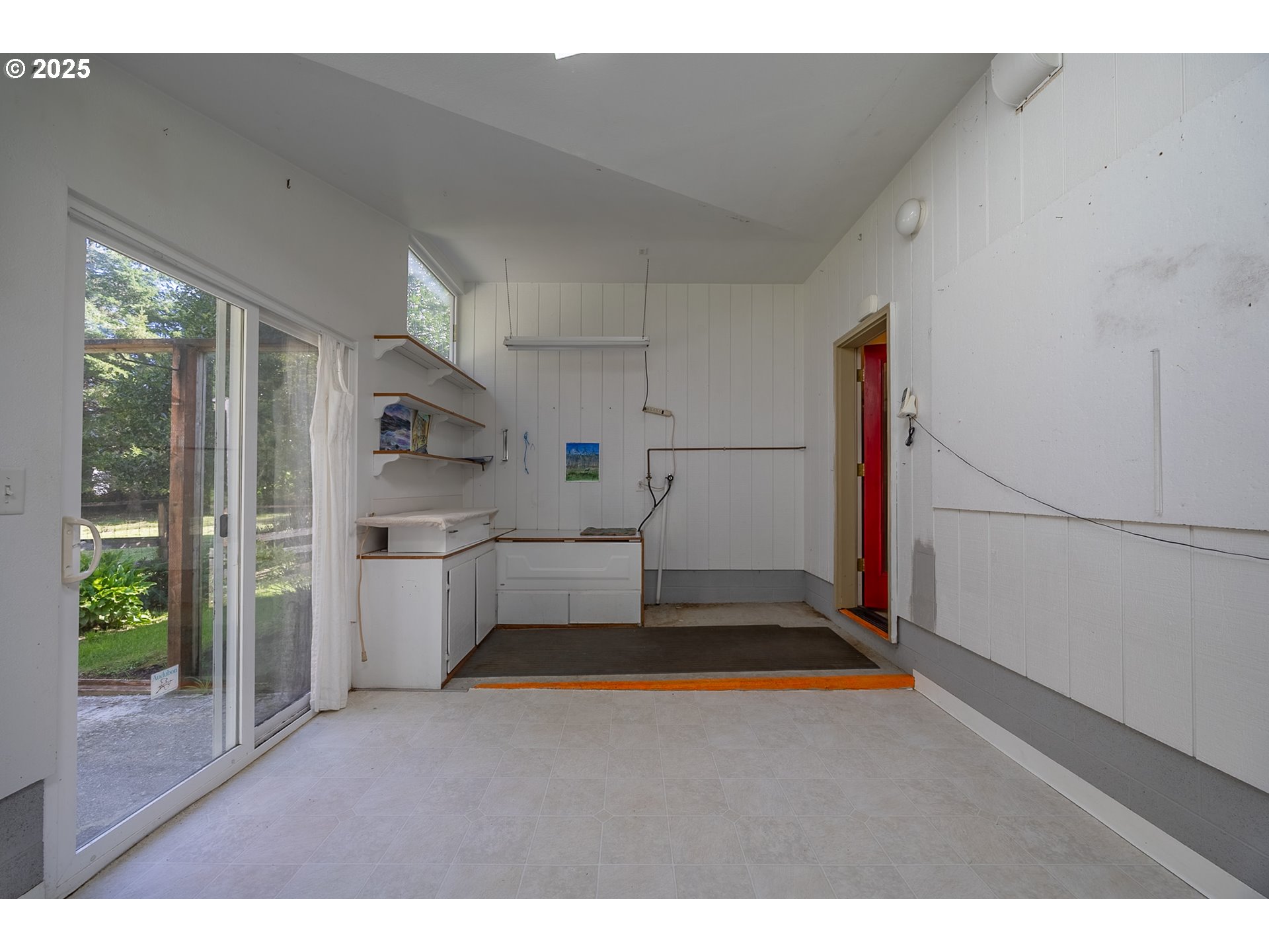 56017 Ferry Road Bandon, OR 97411 - Photo 38 of 48 Gallery Image 38