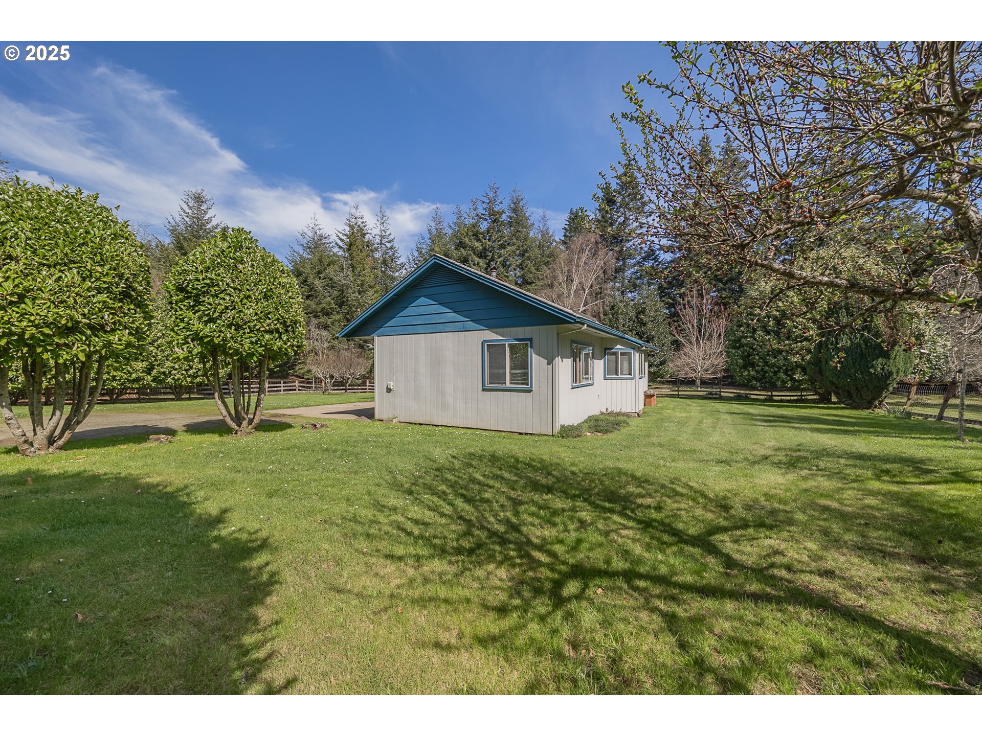 56017 Ferry Road Bandon, OR 97411 - Photo 7 of 48 Gallery Image 7