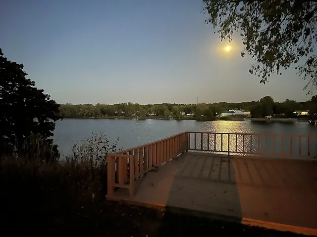 $399,000 | 1432 Eustace Drive, Dixon, IL 61021