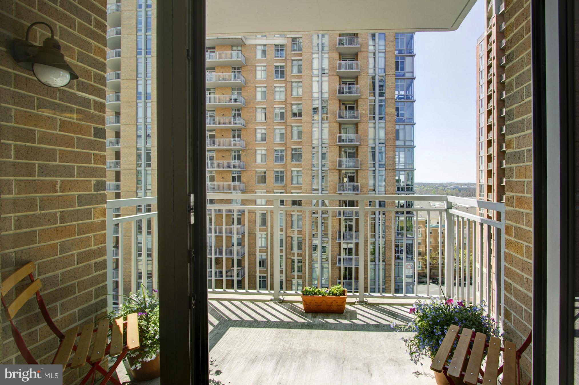 11990 Market Street, Unit 807 Reston, VA 20190 - Photo 21 of 30 View