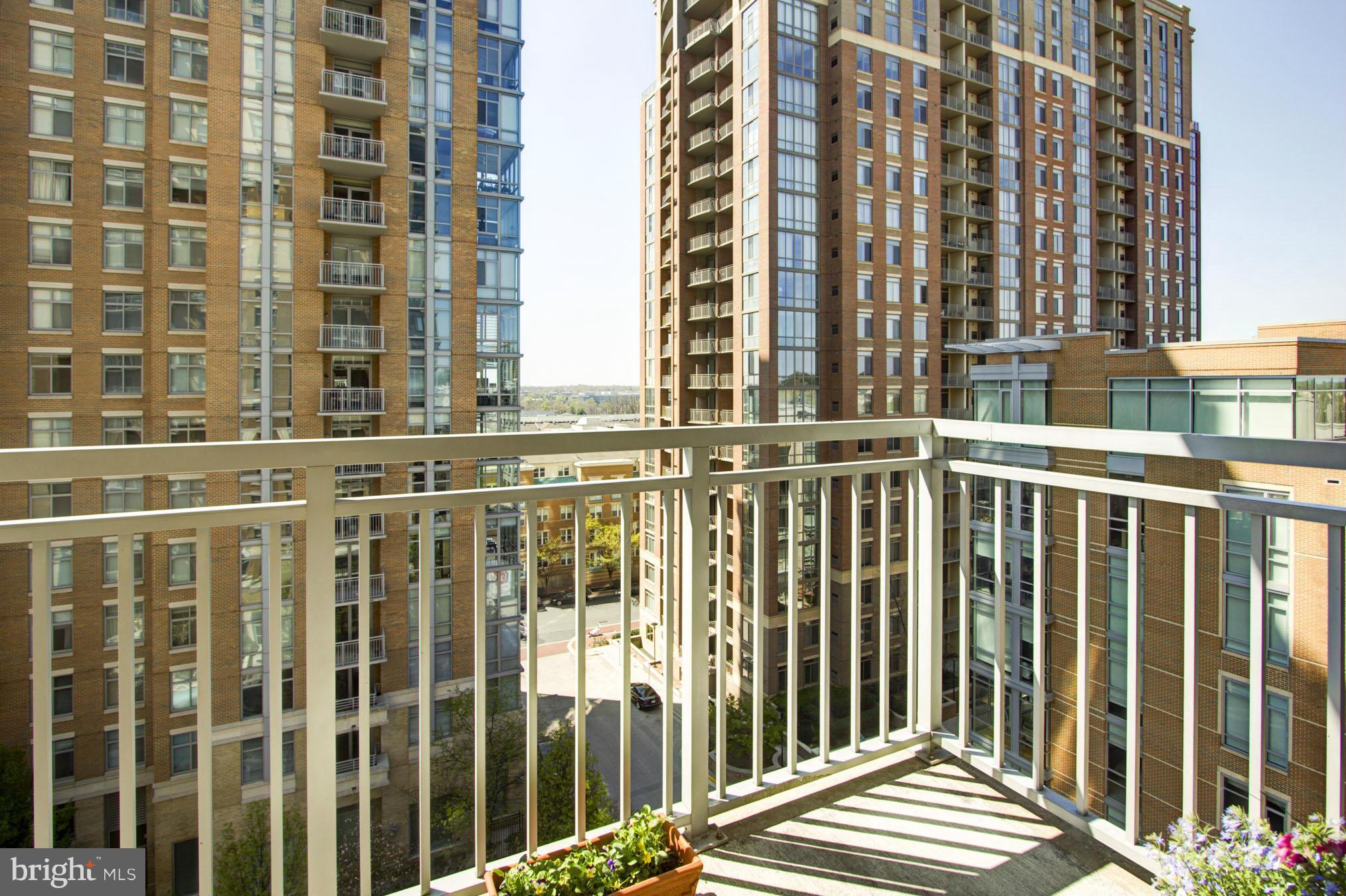 11990 Market Street, Unit 807 Reston, VA 20190 - Photo 22 of 30 View