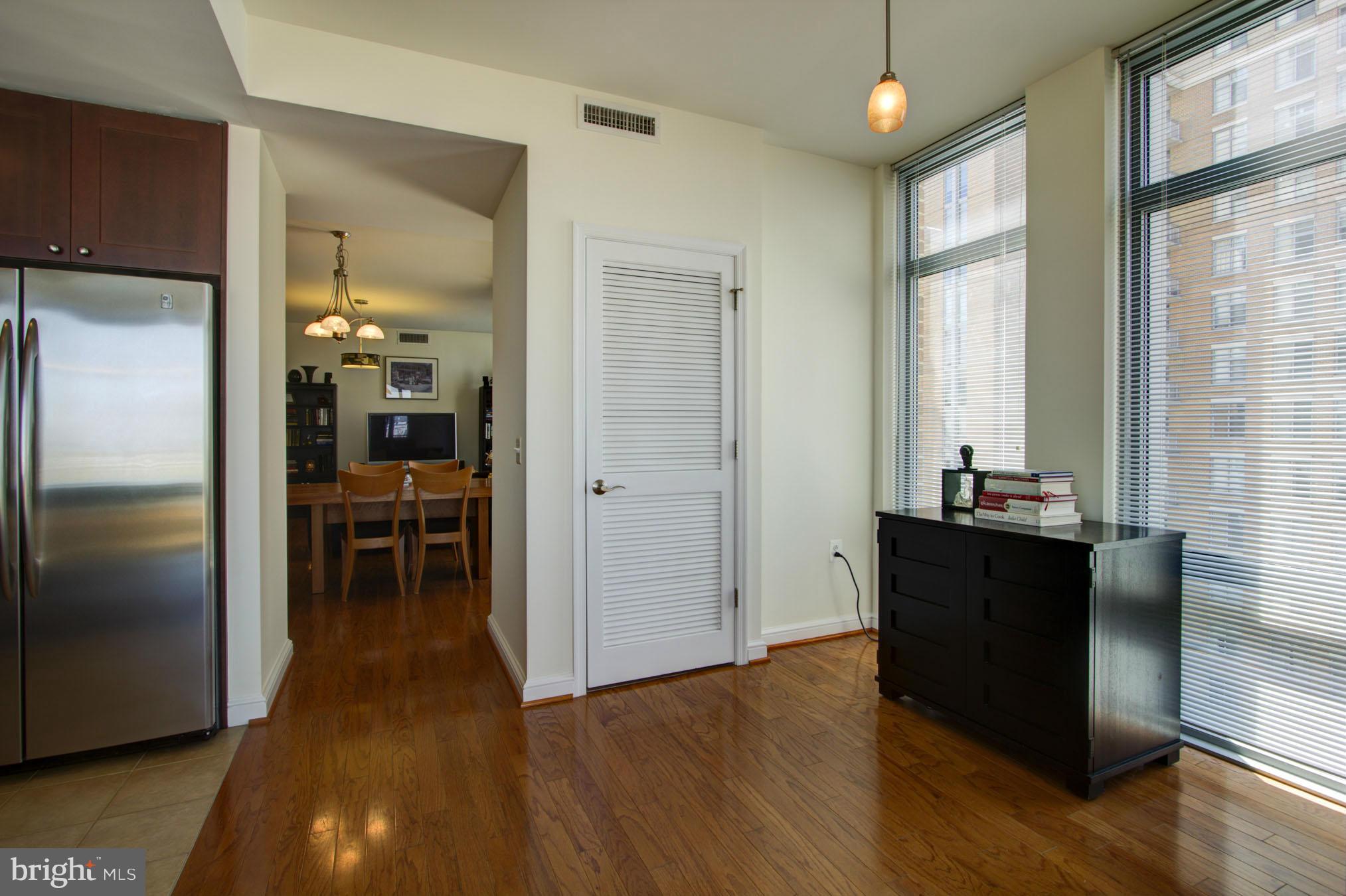 11990 Market Street, Unit 807 Reston, VA 20190 - Photo 8 of 30 Interior (General)