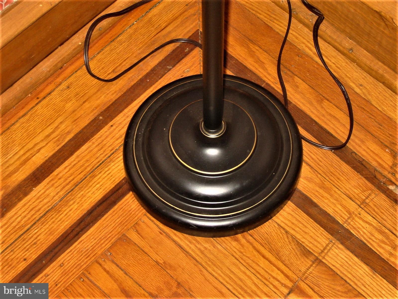 2901 Morris Road Ardmore, PA 19003 - Photo 13 of 67 Beautiful red oak floor with inlays (main floor)