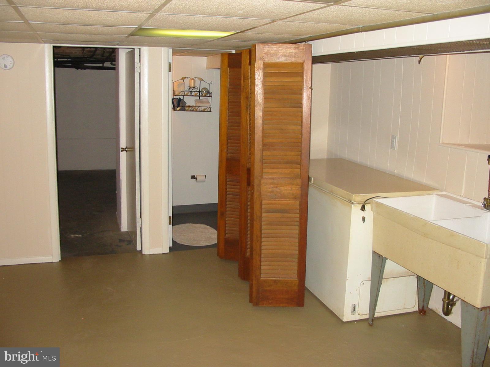 2901 Morris Road Ardmore, PA 19003 - Photo 49 of 67 the large Freezer is included ...