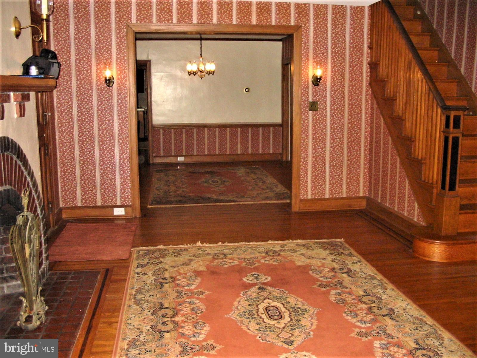 2901 Morris Road Ardmore, PA 19003 - Photo 8 of 67 Formal Living Room (18x15) with red oak floor ...