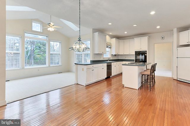 $1,155,000 | 4307 Mission Court, Alexandria, VA 22310