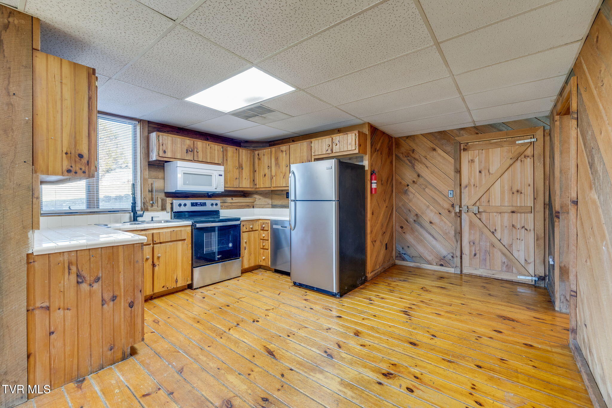 2444 West Allens Bridge Road, Unit 14 Greeneville, TN 37743 - Photo 11 of 26 009