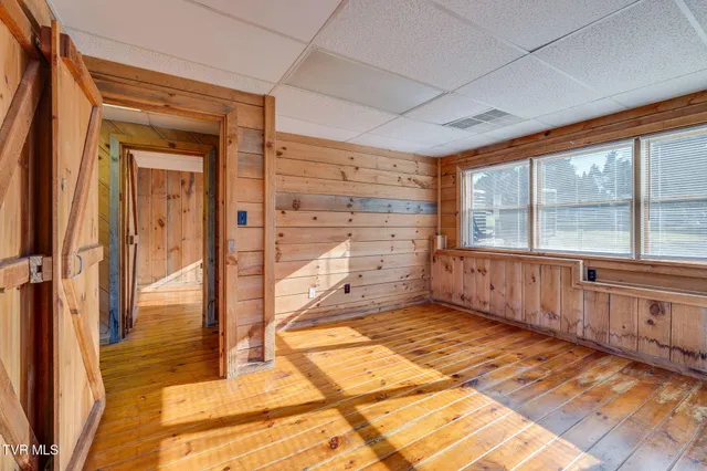 $1,300 | 2444 West Allens Bridge Road, Unit 14, Greeneville, TN 37743