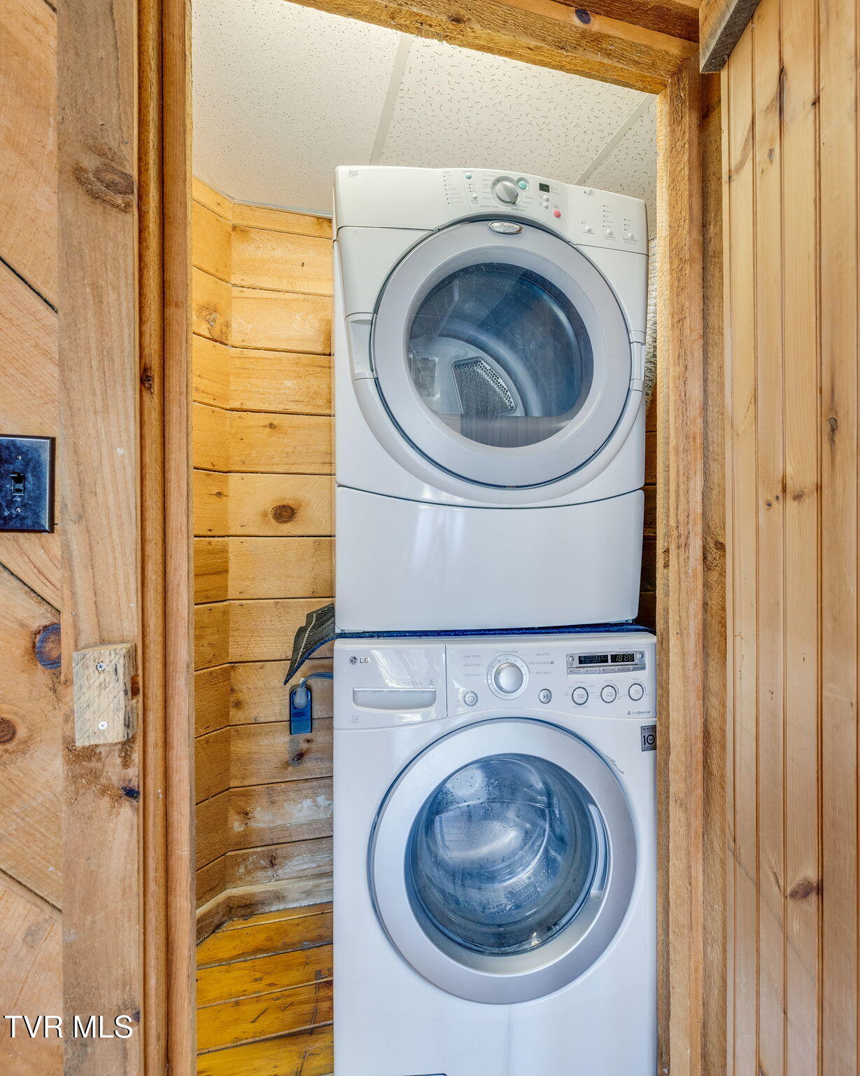 2444 West Allens Bridge Road, Unit 14 Greeneville, TN 37743 - Photo 24 of 26 022