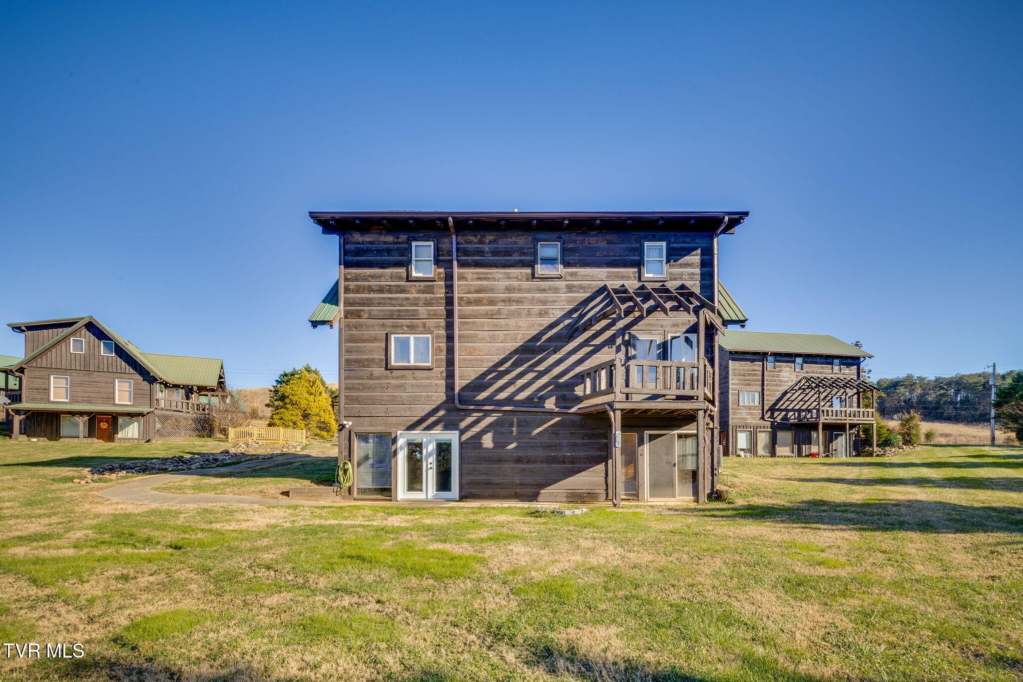 2444 West Allens Bridge Road, Unit 14 Greeneville, TN 37743 - Photo 4 of 26 024