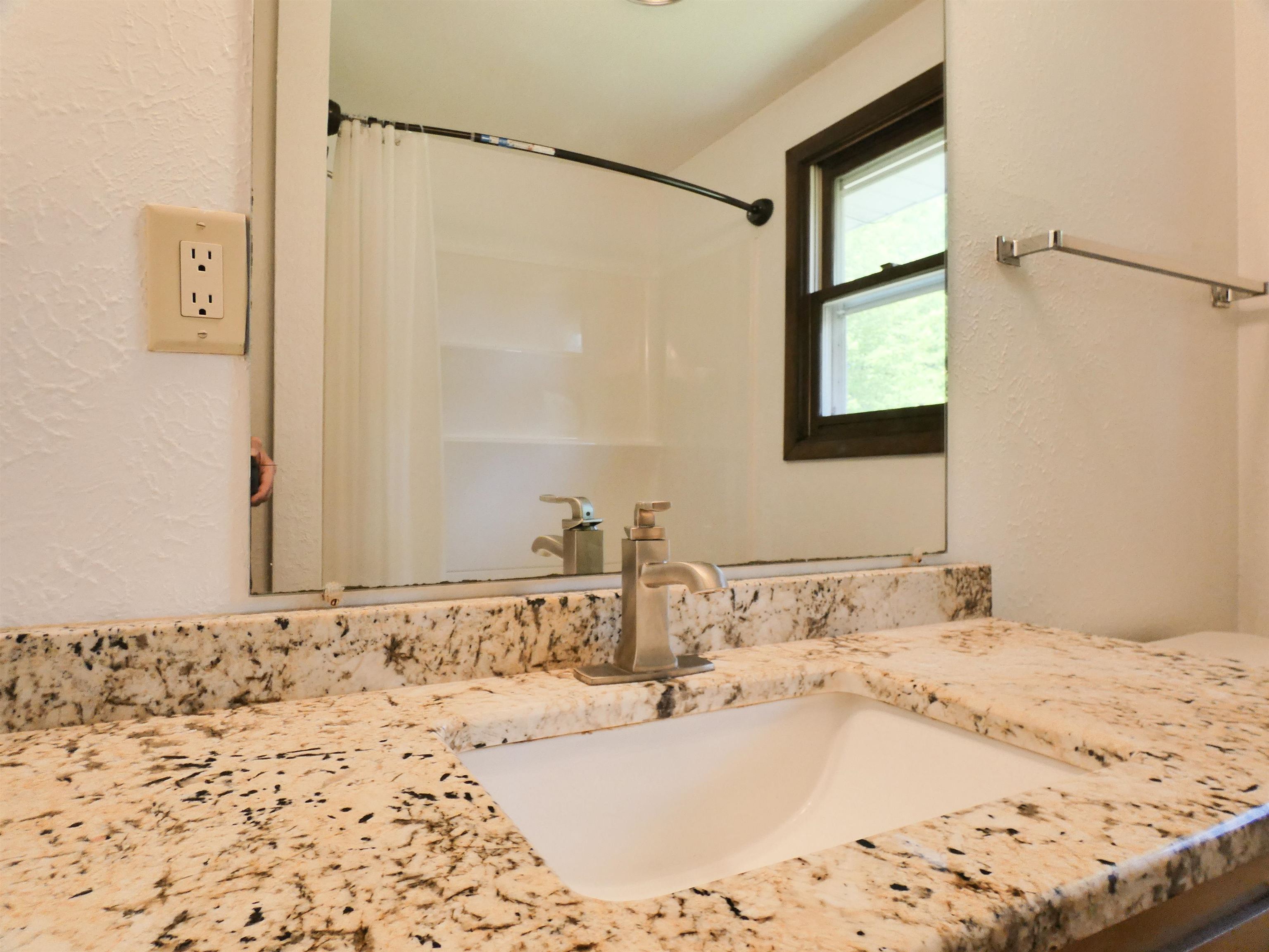 465 South Good Hope Road De Pere, WI 54115 - Photo 20 of 36