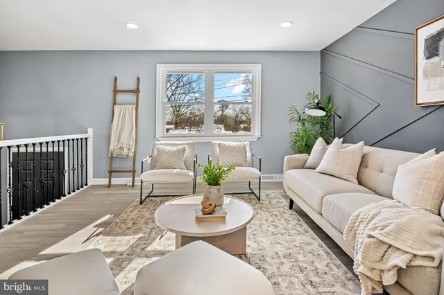 $450,000 | 1402 Valley Creek Road, Severn, MD 21144