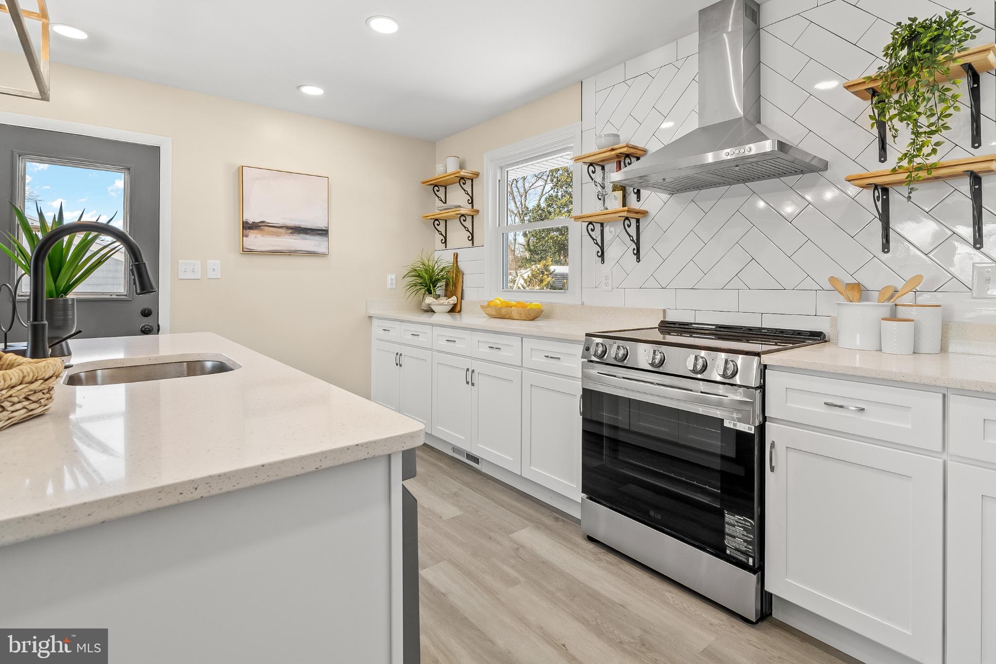 1402 Valley Creek Road Severn, MD 21144 - Photo 8 of 46 Ceramic Tile Backsplash Above New High End Stove