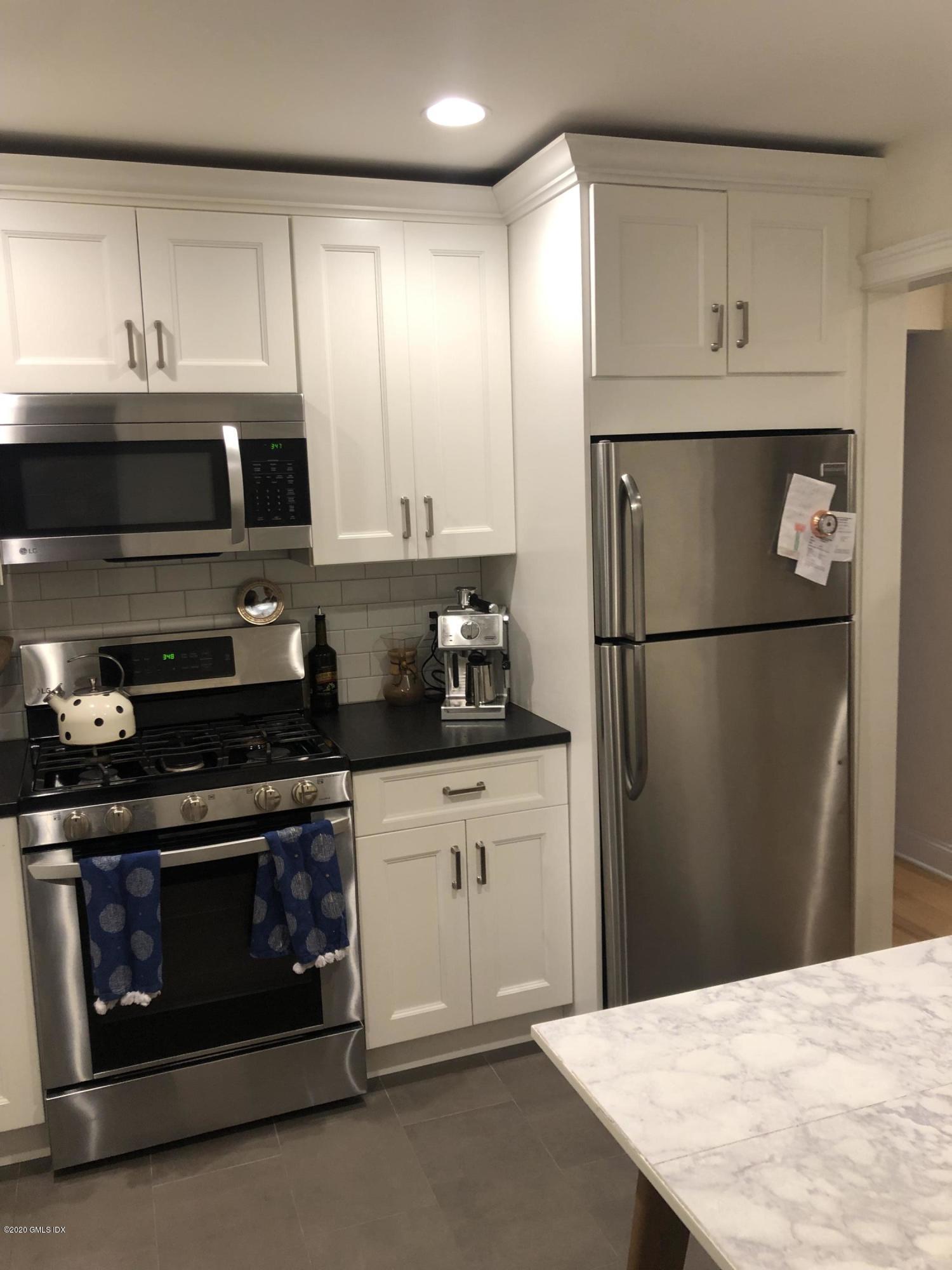 239 East Putnam Avenue, Unit 4 Cos Cob, CT 06807 - Photo 6 of 13 IMG_9451