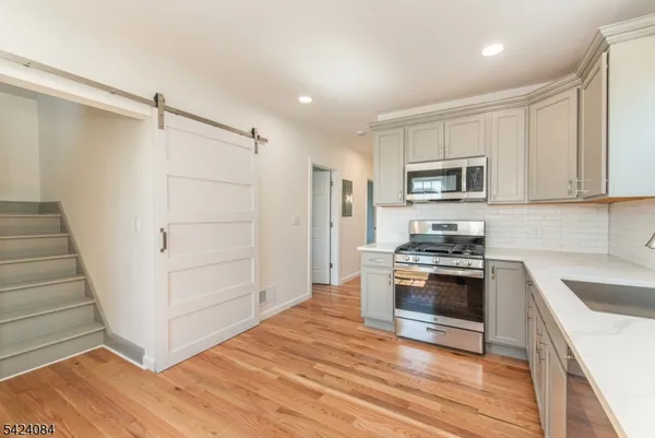 $3,000 | 39 Beekman Street, Bloomfield, NJ 07003