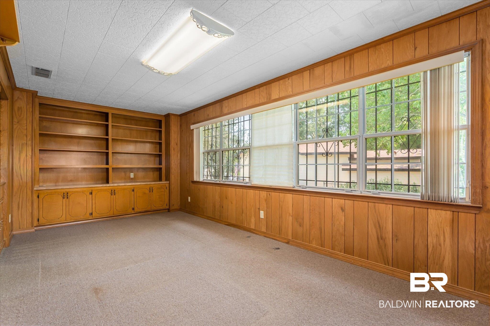 104 Paris Avenue Mobile, AL 36606 - Photo 9 of 20