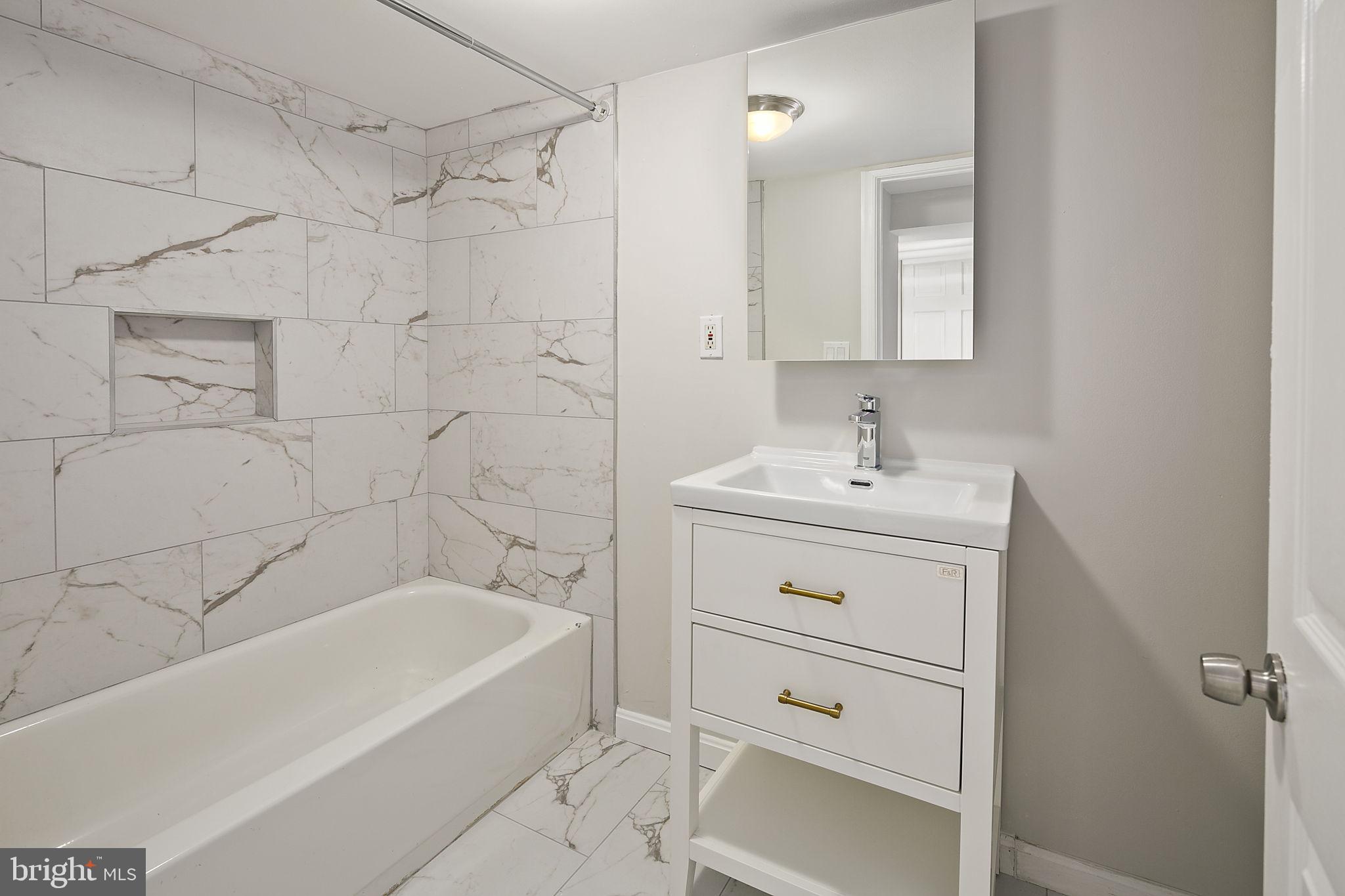228 17th Street Northeast Washington, DC 20002 - Photo 20 of 31 Lower level full bath