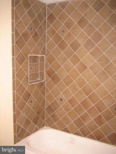 26 North E Avenue Baltimore, MD 21224 - Photo 12 of 20 Bath #2