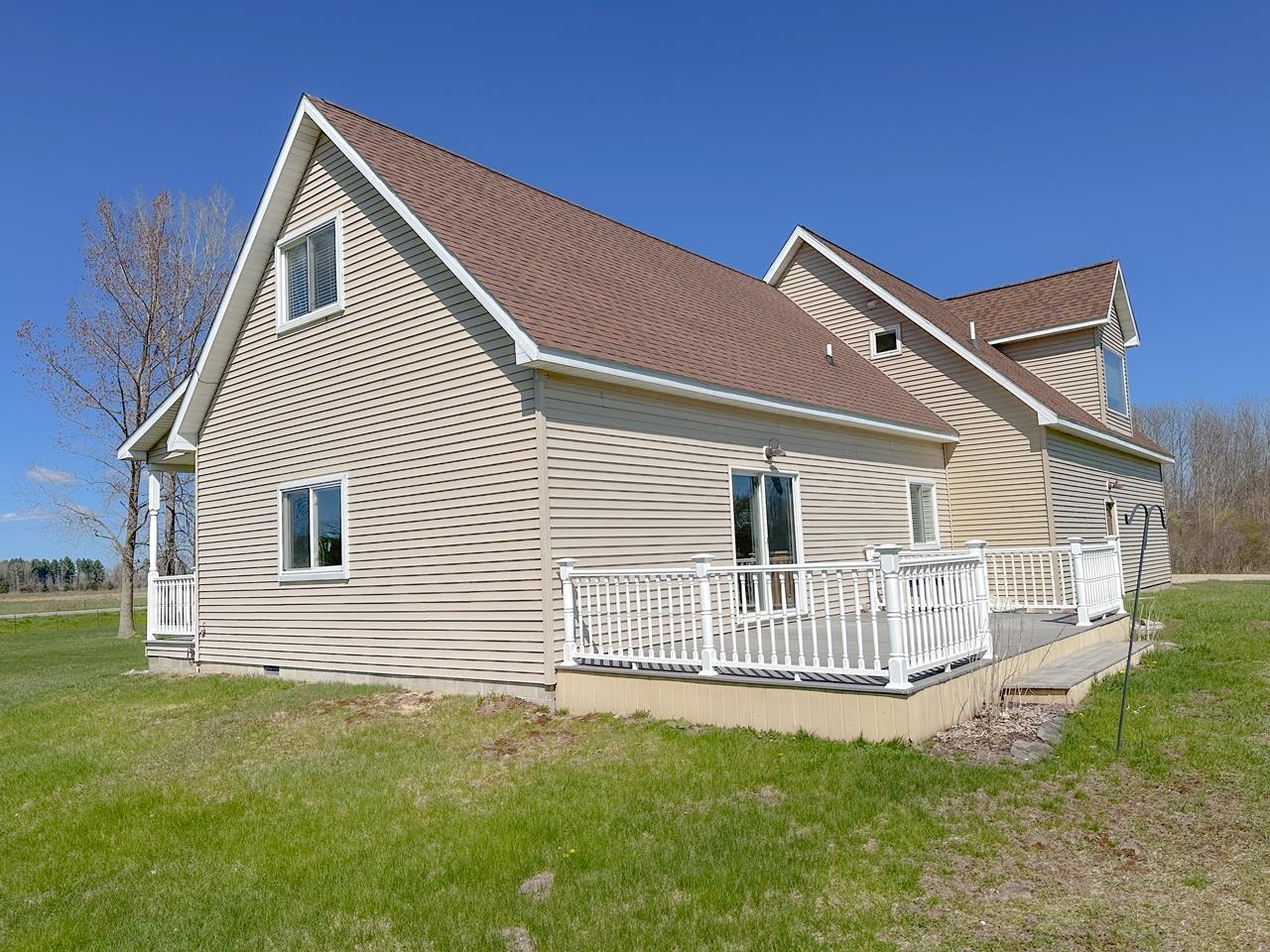 5449 Beaverton Road Beaverton, MI 48612 - Photo 5 of 43 1921800-0c6f8907-21ae-4586-85a0-fe5db857297e.JPG