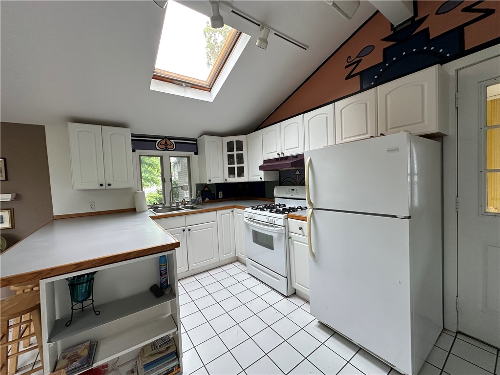 58 Beach Street Warren, RI 02885 - Photo 15 of 24