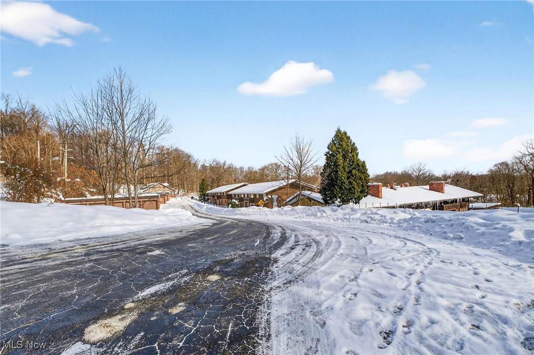 5721 Som Center Road, Unit 18 Solon, OH 44139 - Photo 45 of 46 Gallery Image 45