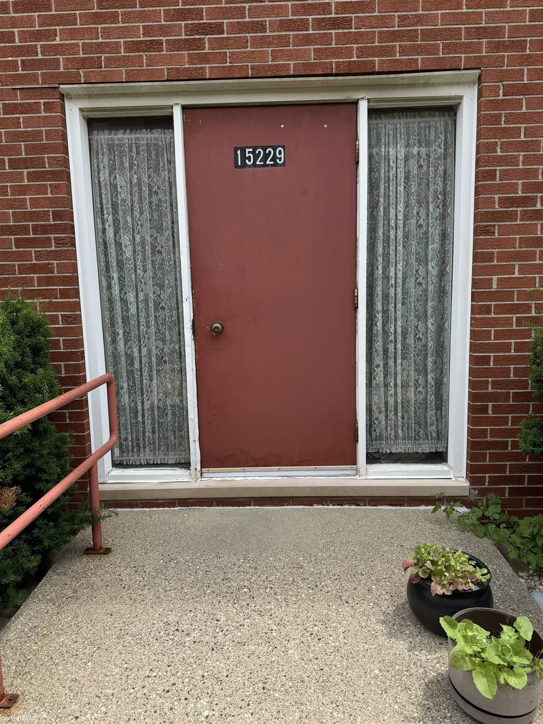 15229 East 9 Mile Road, Unit 1B Eastpointe, MI 48021 - Photo 2 of 16