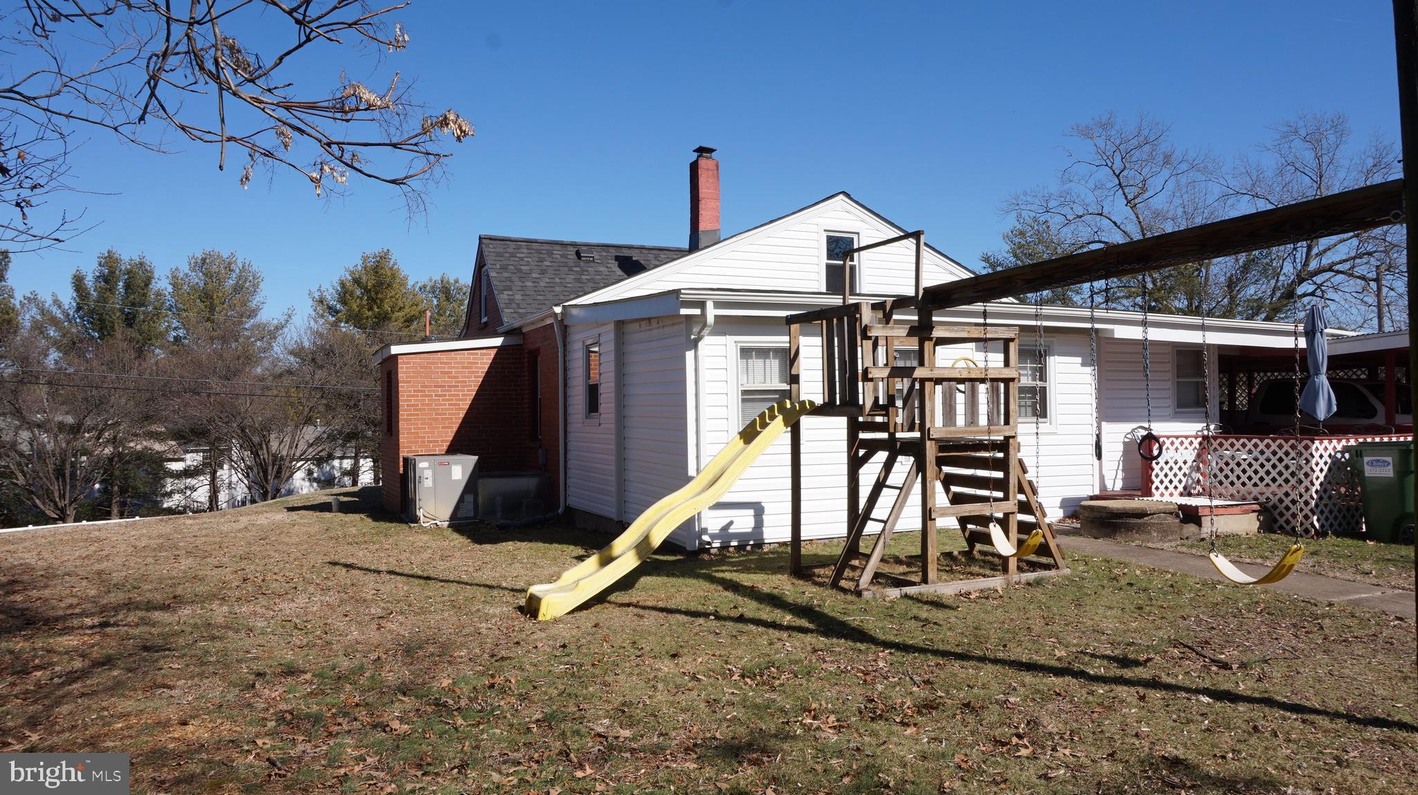 136 Harrell Road Fredericksburg, VA 22405 - Photo 17 of 23 Gallery Image 17