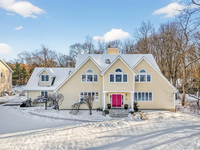 $1,195,000 | 141 Sidney Court, Yorktown Heights, NY 10598