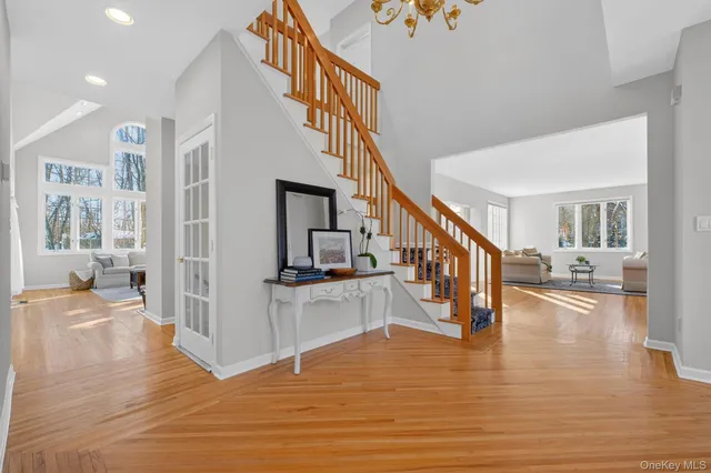 $1,195,000 | 141 Sidney Court, Yorktown Heights, NY 10598