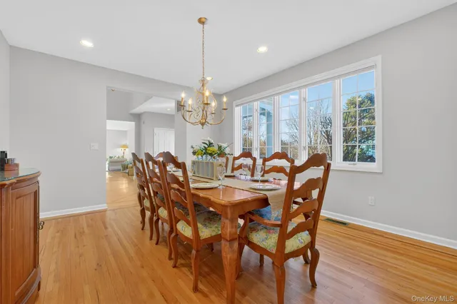 $1,195,000 | 141 Sidney Court, Yorktown Heights, NY 10598