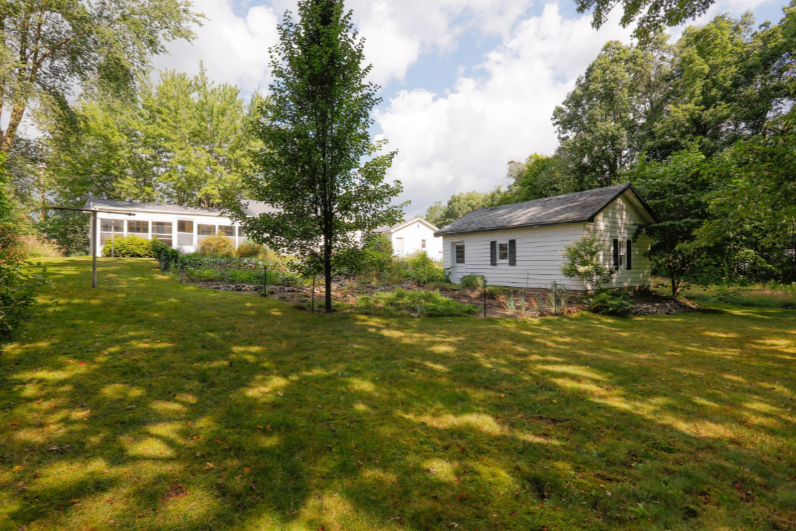 66761 Winding River Road Constantine, MI 49042 - Photo 6 of 35 66761 Winding River Rd-134