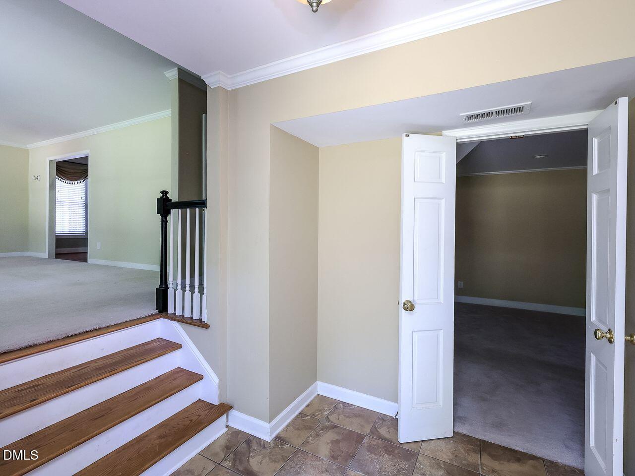 516 Blakewood Drive Raleigh, NC 27609 - Photo 3 of 66