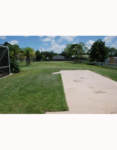 6260 Southwest 188th Avenue Southwest Ranches, FL 33332 - Photo 12 of 13 Exterior Back