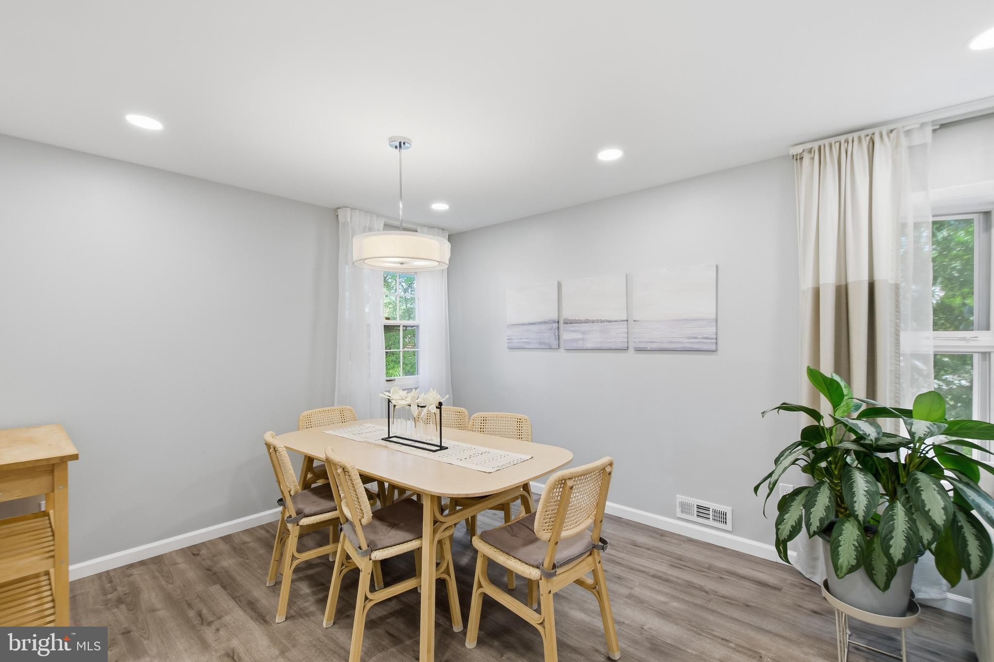 6401 Limerick Court Springfield, VA 22152 - Photo 15 of 56 Dining Room