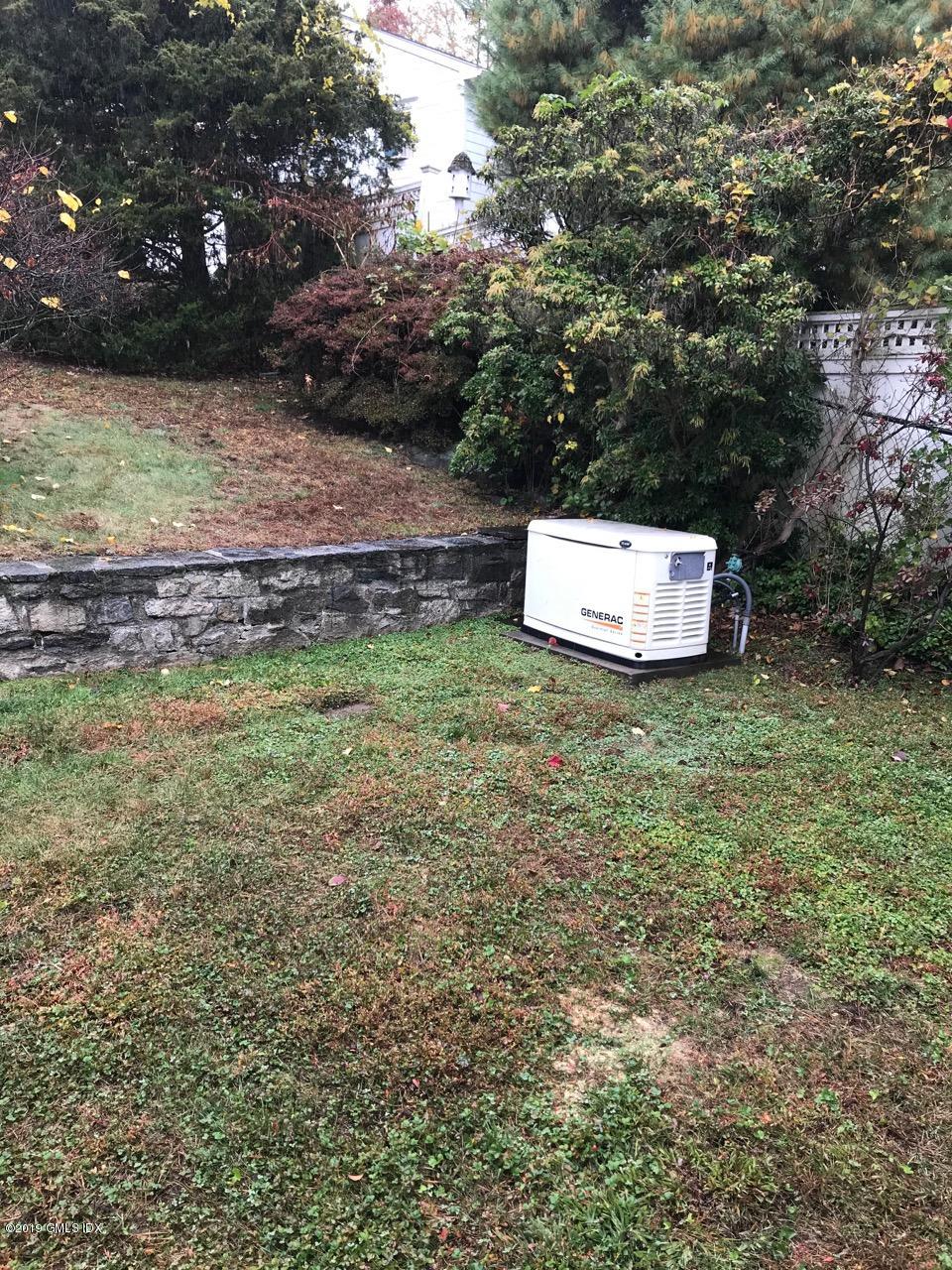 7 River Lane Cos Cob, CT 06807 - Photo 21 of 21 a view of a outdoor space