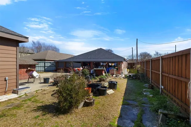 $350,000 | 3809 Peachtree Road, Balch Springs, TX 75180