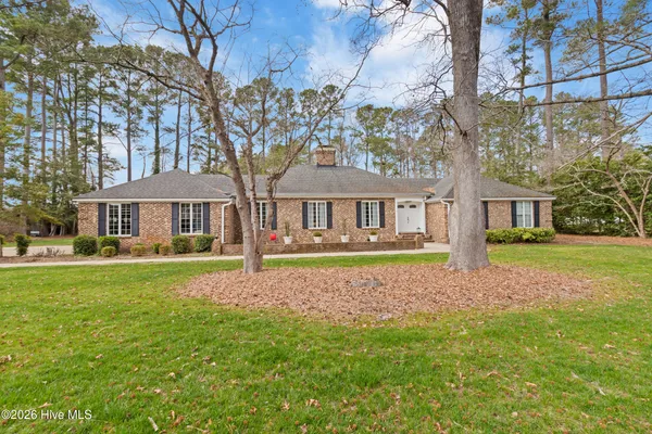 $450,000 | 409 Inlet Drive, Elizabeth City, NC 27909