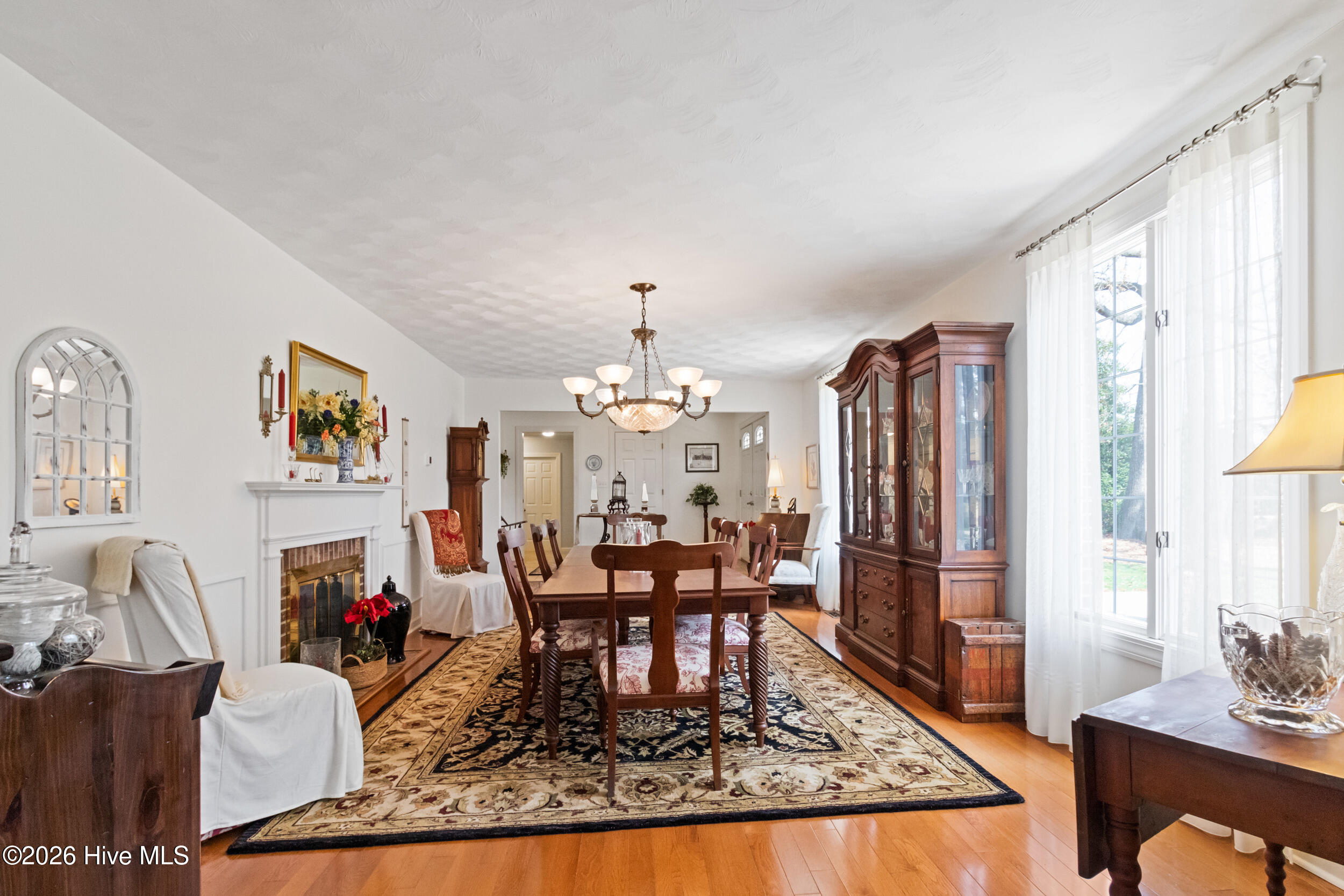 409 Inlet Drive Elizabeth City, NC 27909 - Photo 10 of 56 Formal Living area