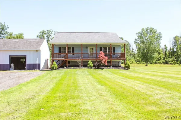 $399,900 | 4667 Johnny Cake Lane, Barre, NY 14411